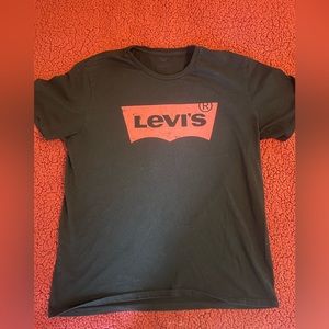 Levi T-Shirt